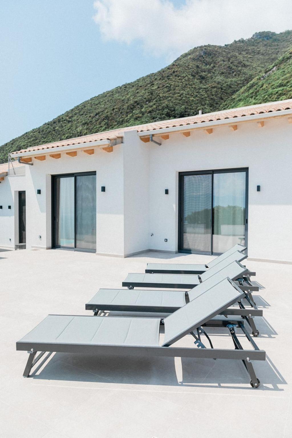 Tempestini Exclusive Villas Nikiana Exterior photo